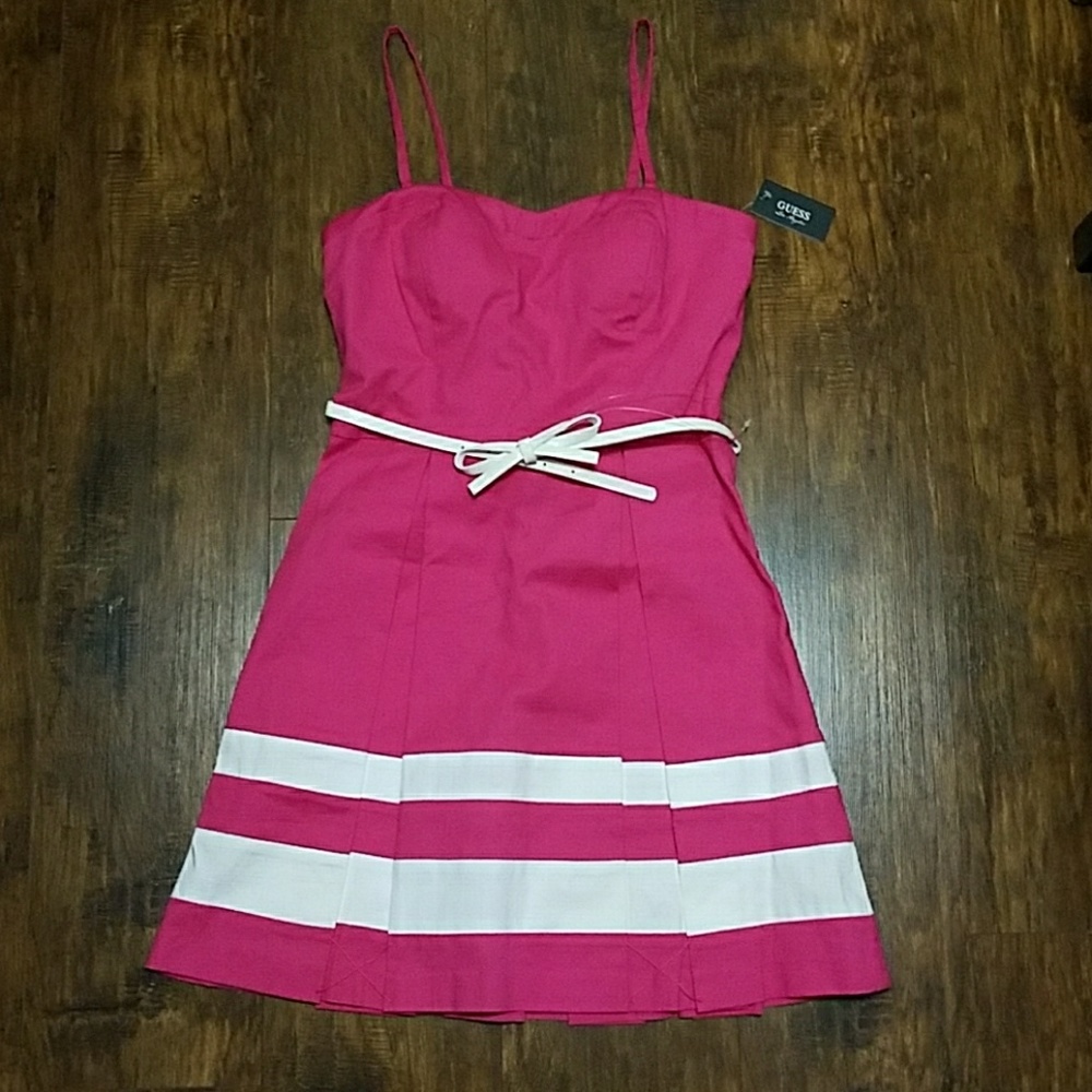 Dress with belt